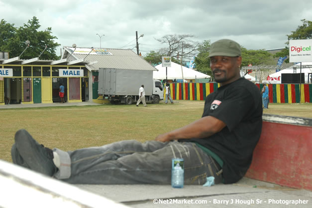 Venue Under Construction - Wednesday, July 18, 2007 - Red Stripe Reggae Sumfest at Catherine Hall, Montego Bay, St Jamaica, Jamaica W.I. - Negril Travel Guide.com, Negril Jamaica WI - http://www.negriltravelguide.com - info@negriltravelguide.com...!