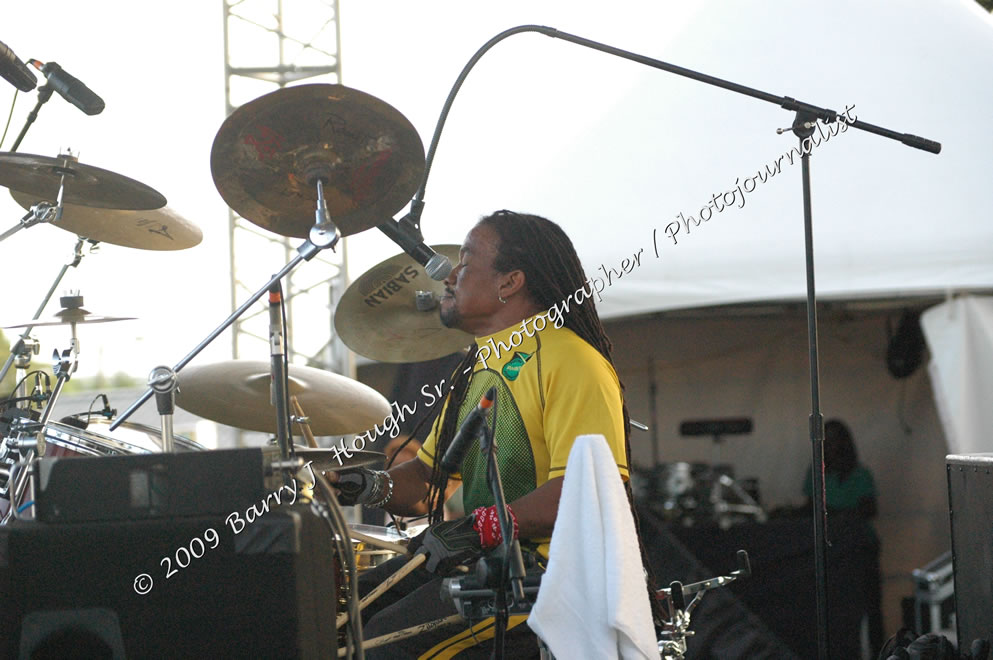 Inner Circle  @ Reggae Sumfest 2009 - International Night 2 - Reggae Sumfest 2009,Catherine Hall, Montego Bay, St. James, Jamaica W.I. - Saturday, July 25, 2009 - Reggae Sumfest 2009, July 19 - 25, 2009 - Photographs by Net2Market.com - Barry J. Hough Sr. Photojournalist/Photograper - Photographs taken with a Nikon D70, D100, or D300 - Negril Travel Guide, Negril Jamaica WI - http://www.negriltravelguide.com - info@negriltravelguide.com...!