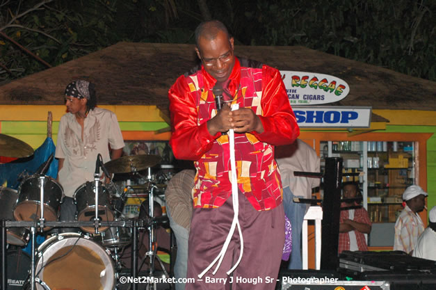 Tarrus Riley, Jimmy Riley, and Dwayne Stephensen - Money Cologne Promotions in association with "British Link Up" presents Summer Jam featuring She's Royal Tarrus Riley & Jimmy Riley - Plus Ras Slick, Sham Dawg, and Whiskey Bagio @ Roots Bamboo, Norman Manley Boulevard, Negril, Jamaica W.I. - Backed up Dean Fraser & The Hurricanne Band - MC Barry G and Rev. BB - July 25, 2007 - Negril Travel Guide.com, Negril Jamaica WI - http://www.negriltravelguide.com - info@negriltravelguide.com...!