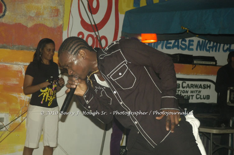 Busy Signal & Kip Rich- Also featuring: Mona Lisa and Crystal Axe @ Striptease Night Club, Scrub-A-Dub Car Wash, , Whitehall, Negril, Westmoreland, Jamaica W.I. - Photographs by Net2Market.com - Barry J. Hough Sr, Photographer/Photojournalist - The Negril Travel Guide - Negril's and Jamaica's Number One Concert Photography Web Site with over 40,000 Jamaican Concert photographs Published -  Negril Travel Guide, Negril Jamaica WI - http://www.negriltravelguide.com - info@negriltravelguide.com...!