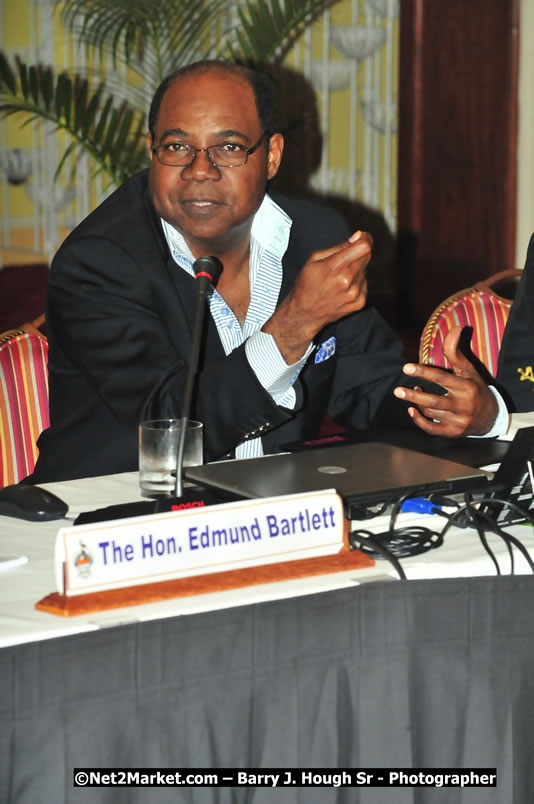 The University Of The West Indies, Mona, Policy Conference: Examining The Impact Of Gaming On The Society, Venue at Ritz - Carlton, Rose Hall, Montego Bay, St James, Jamaica - Saturday, April 18, 2009 - Photographs by Net2Market.com - Barry J. Hough Sr, Photographer/Photojournalist - Negril Travel Guide, Negril Jamaica WI - http://www.negriltravelguide.com - info@negriltravelguide.com...!