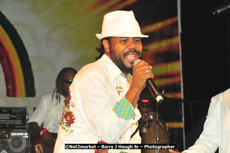 Unite The People An International Reggae Fest, Featuring: Beres Hammond, Coco T, Queen Ifrica, Khalil, Cameal Davis, Iley Dread, Rochelle, Geoffrey Star, Ras Penco, Kool DeLoy, Otis Gayle, J.McKay, Tiney Winey, Venue at Norman Manley Boulevard, Negril, Westmoreland, Jamaica - Saturday, April 4, 2009 - Photographs by Net2Market.com - Barry J. Hough Sr, Photographer/Photojournalist - Negril Travel Guide, Negril Jamaica WI - http://www.negriltravelguide.com - info@negriltravelguide.com...!