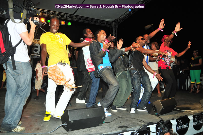 Usain Bolt of Jamaica - The Fastest Man In The World  - Usain Bolt Homecoming Celebrations Concert at the William Knibb High School Play Field, Trelawny - Ice, Ding Dong, Ravers Clavers, D'Angel, Voicemail, RDX and Dancers, Wayne Marshall, Tammi Chynn, Bugle, Nero, Tanya Stephens, Richie Spice, Kip Rich,and Shaggy - Photographs by Net2Market.com - Barry J. Hough Sr. Photojournalist/Photograper - Photographs taken with a Nikon D300 - Negril Travel Guide, Negril Jamaica WI - http://www.negriltravelguide.com - info@negriltravelguide.com...!