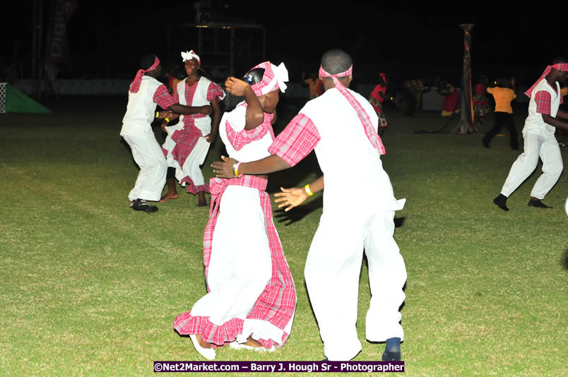 Jamaica's Athletes Celebration - Western Olympics Sports Gala & Trelawny Homecoming - Wednesday, October 8, 2008 - Photographs by Net2Market.com - Barry J. Hough Sr. Photojournalist/Photograper - Photographs taken with a Nikon D300 - Negril Travel Guide, Negril Jamaica WI - http://www.negriltravelguide.com - info@negriltravelguide.com...!