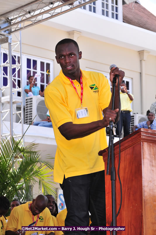 The City of Montego Bay Welcomes Our 2008 Olympians - Western Motorcade - Civic Ceremony - A Salute To Our Beijing Heros - Sam Sharpe Square, Montego Bay, Jamaica - Tuesday, October 7, 2008 - Photographs by Net2Market.com - Barry J. Hough Sr. Photojournalist/Photograper - Photographs taken with a Nikon D300 - Negril Travel Guide, Negril Jamaica WI - http://www.negriltravelguide.com - info@negriltravelguide.com...!