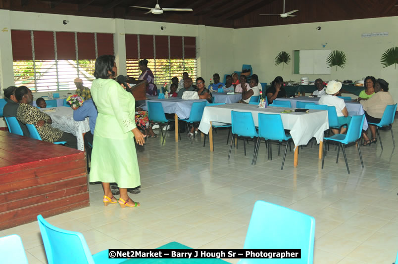 The Graduation Ceremony Of Police Officers - Negril Education Evironmaent Trust (NEET), Graduation Exercise For Level One Computer Training, Venue at Travellers Beach Resort, Norman Manley Boulevard, Negril, Westmoreland, Jamaica - Saturday, April 5, 2009 - Photographs by Net2Market.com - Barry J. Hough Sr, Photographer/Photojournalist - Negril Travel Guide, Negril Jamaica WI - http://www.negriltravelguide.com - info@negriltravelguide.com...!